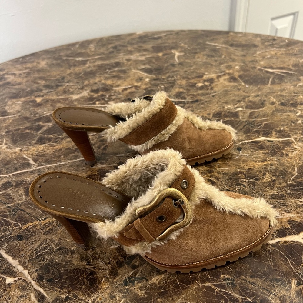 Gianni Bini Brown Suede Shearling Mule Heels Western Buckle Clog Size 8 - Picture 2 of 7